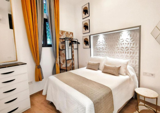 APARTAMENTOS BUENDIA SUITES - TORREMOLINOS CENTRO 3