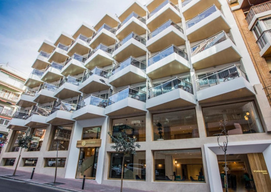 VORAMAR 5