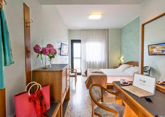 HOTEL MAJA 3