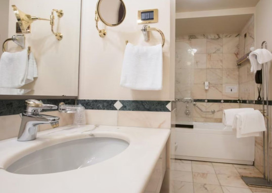 HOTEL PLAZA PESCARA 22