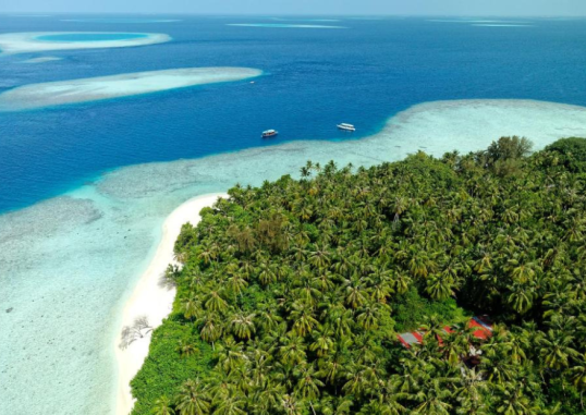 CRYSTAL SANDS BEACH 6