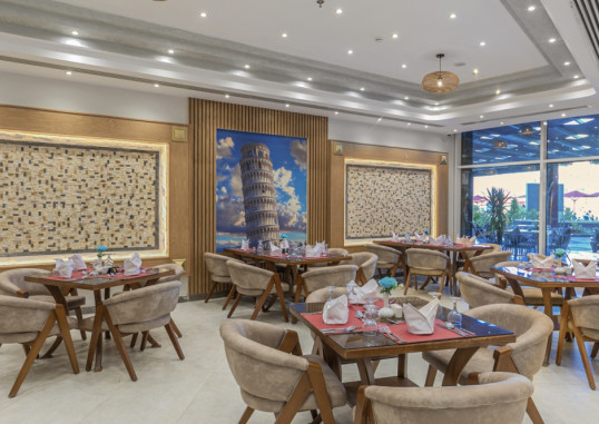 REWAYA MAJESTIC RESORT 80