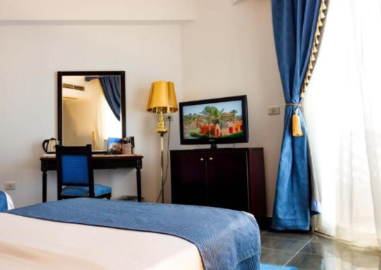 WHITE VALLEY PALACE 19