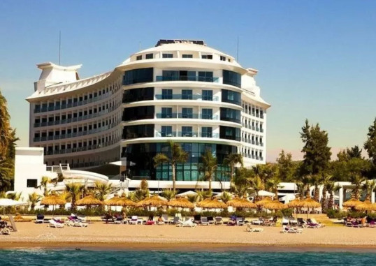 Q PREMIUM RESORT 4