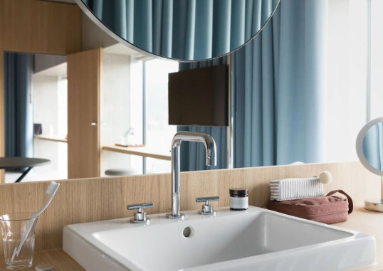 PLACID HOTEL ZURICH 40