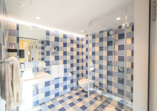 PLACID HOTEL ZURICH 42