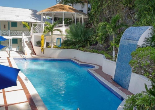 DEJA RESORT 4