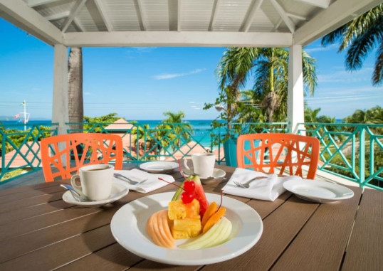 DEJA RESORT 6