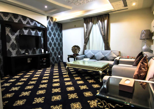 REST NIGHT HOTEL SUITES AL HAMRA 7