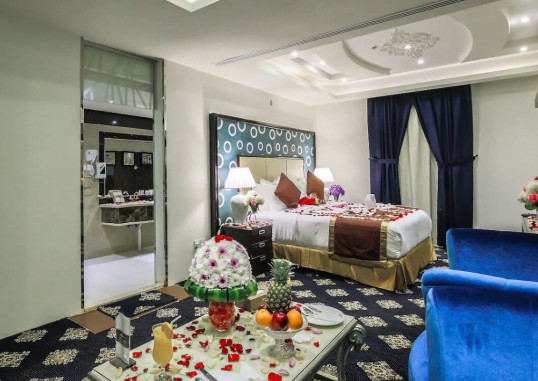 REST NIGHT HOTEL SUITES AL HAMRA 12