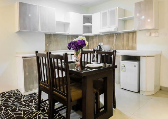 REST NIGHT HOTEL SUITES AL HAMRA 21