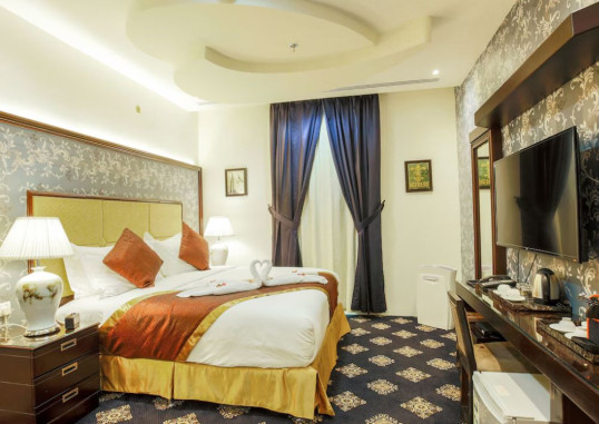 REST NIGHT HOTEL SUITES AL HAMRA 22