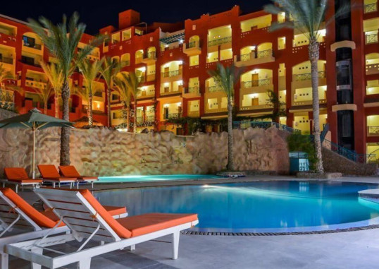 SUN & SEA HOTEL 11
