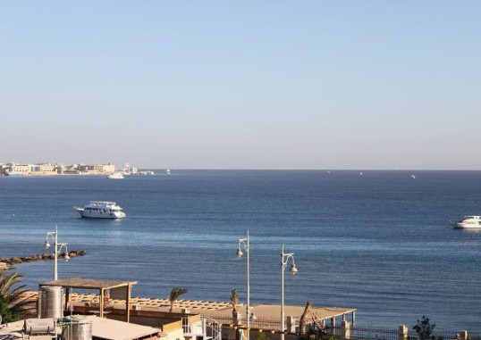 SUN & SEA HOTEL 17