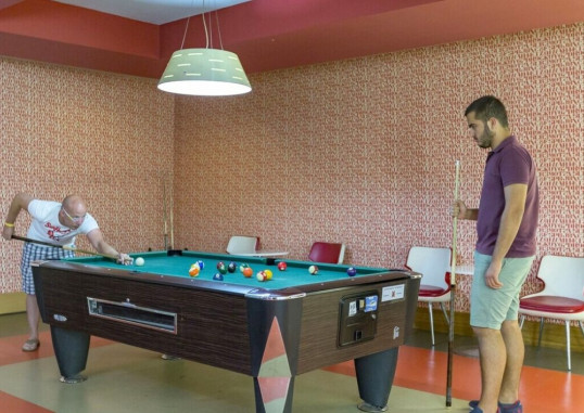 ROYAL DRAGON HOTEL 44