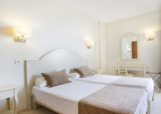 GARBI CALA MILLOR 8