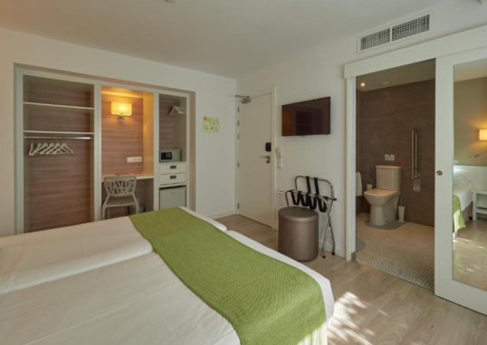 BQ AMFORA BEACH (ADULTS ONLY 18+) 6