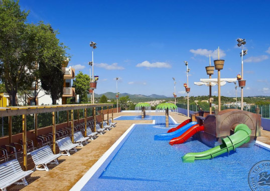 BLAU PUNTA REINA RESORT 21