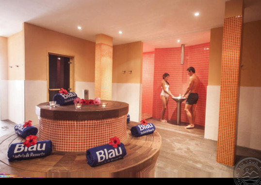 BLAU PUNTA REINA RESORT 30