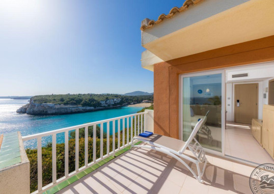 BLAU PUNTA REINA RESORT 45