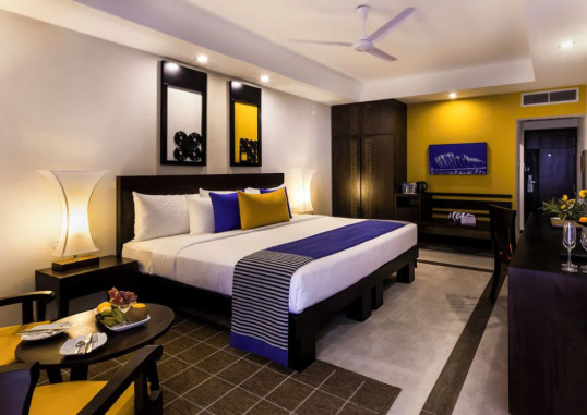 CLUB HOTEL DOLPHIN 13
