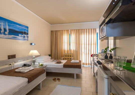 DEDALOS HOTEL 24