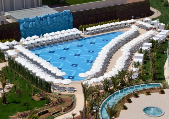DELPHIN IMPERIAL 6