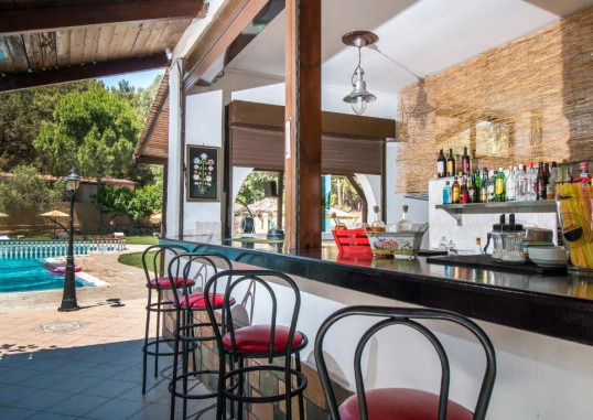 ACHOUSA HOTEL 8