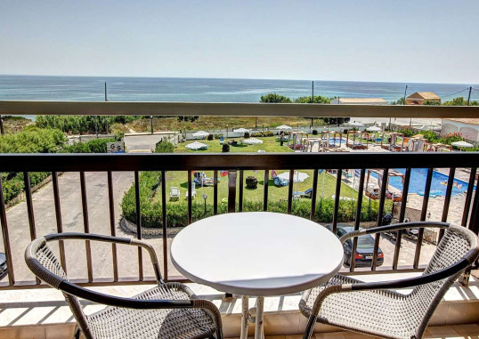 GOLDEN SANDS 7