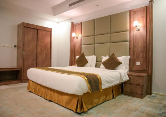 AREEN AL BASATEEN HOTEL 5