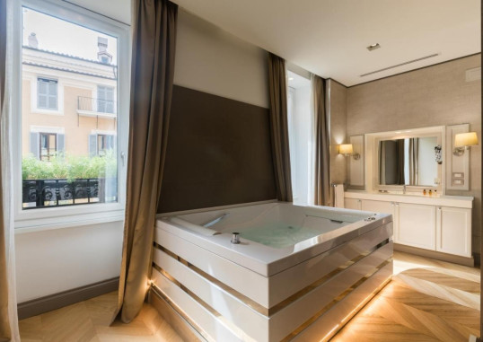 SAN CARLO SUITE 6