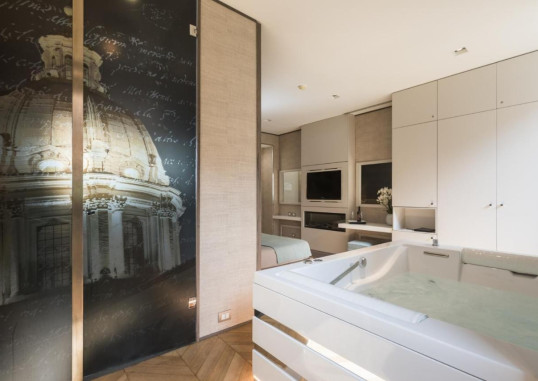 SAN CARLO SUITE 8