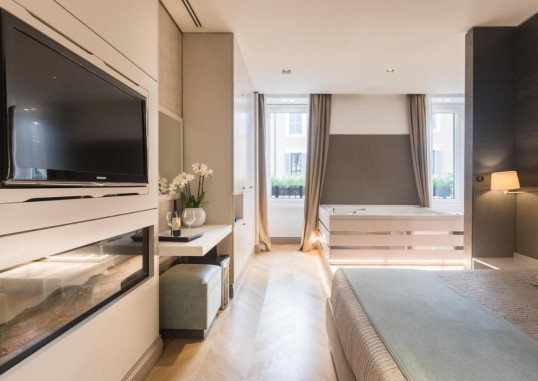 SAN CARLO SUITE 10