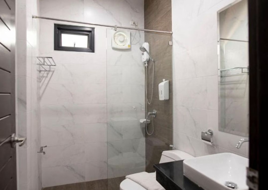 THIP THIP HOTEL 25