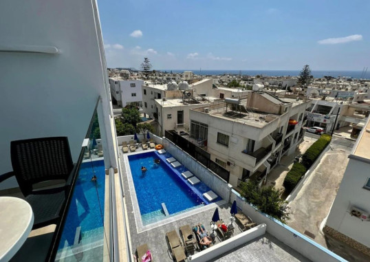 SUNNY BLUE HOTEL 2