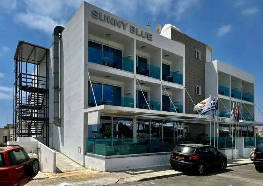SUNNY BLUE HOTEL 3