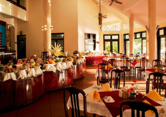 GOLDEN COAST RESORT AND SPA 15