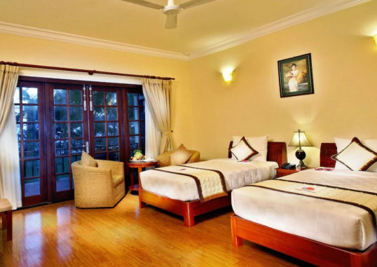 GOLDEN COAST RESORT AND SPA 28