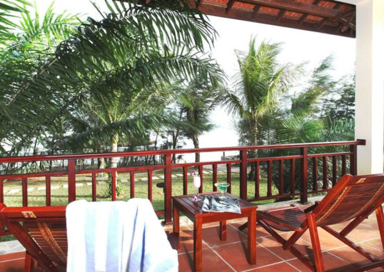 GOLDEN COAST RESORT AND SPA 40
