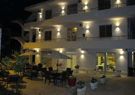 VILA NIKA HOTEL 8
