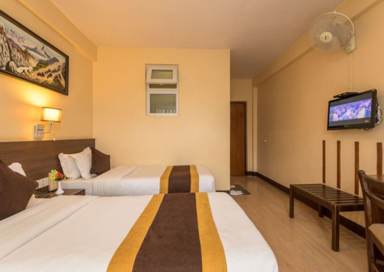 HOTEL THAMEL 24