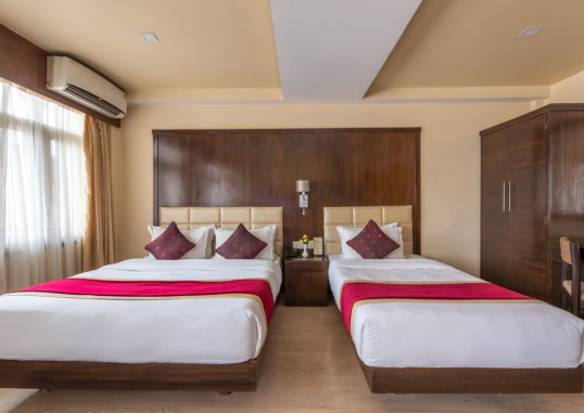 HOTEL THAMEL 25