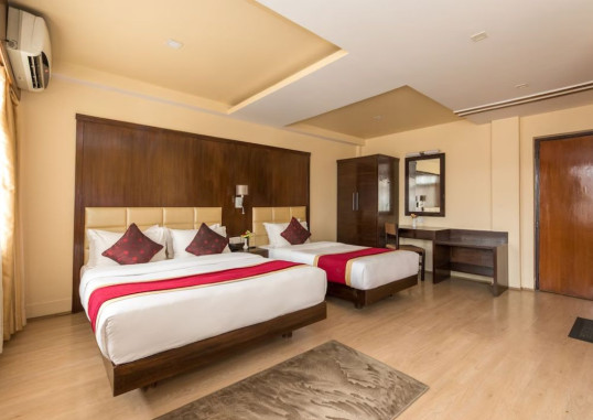 HOTEL THAMEL 26