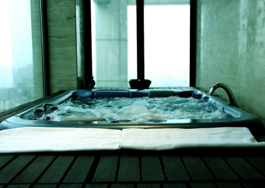 FRASER SUITES 14