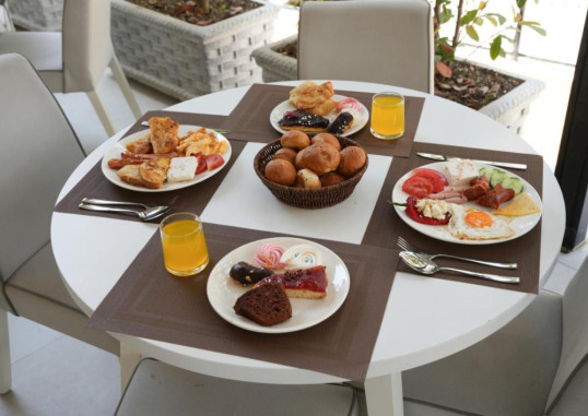 SUNSET HOTEL 11