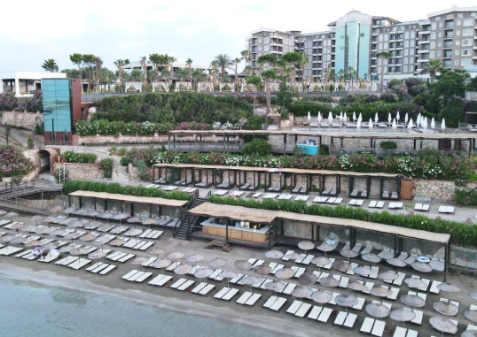 LAUR HOTEL EXPERIENCE & LAUR HOTELS ELEGANCE 5