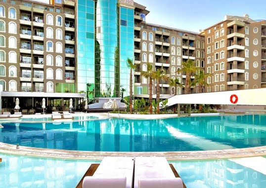 LAUR HOTEL EXPERIENCE & LAUR HOTELS ELEGANCE 6