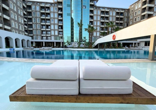 LAUR HOTEL EXPERIENCE & LAUR HOTELS ELEGANCE 10