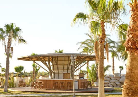LAUR HOTEL EXPERIENCE & LAUR HOTELS ELEGANCE 19