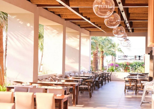LAUR HOTEL EXPERIENCE & LAUR HOTELS ELEGANCE 23